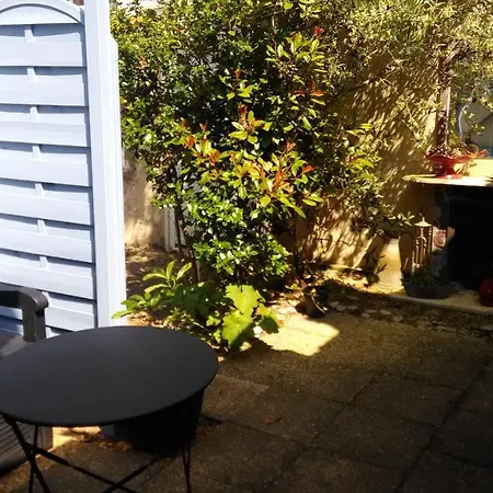 Holiday home Maisonnette Mimi Rochefort (Charente-Maritime)